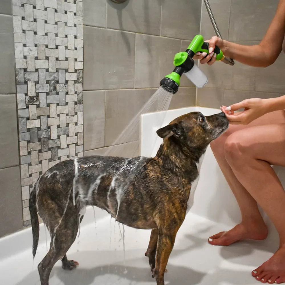FURSTREAM 360 – Spray per il bagno degli animali domestici con funzione di spruzzo 360 gradi Cozey Maison