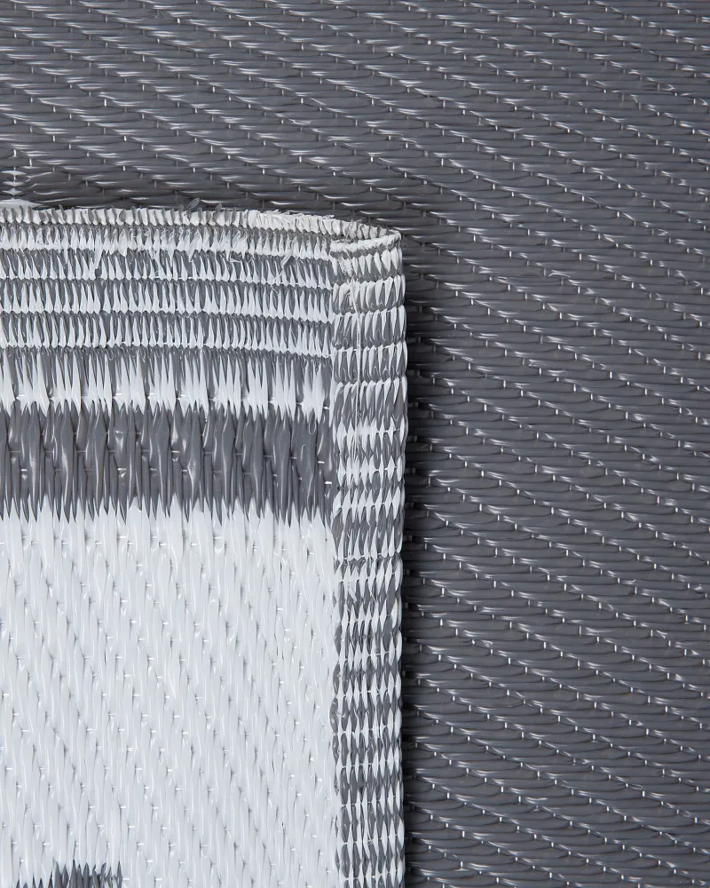 Tappeto da esterno grigio fosco 120 x 180 cm LATUR