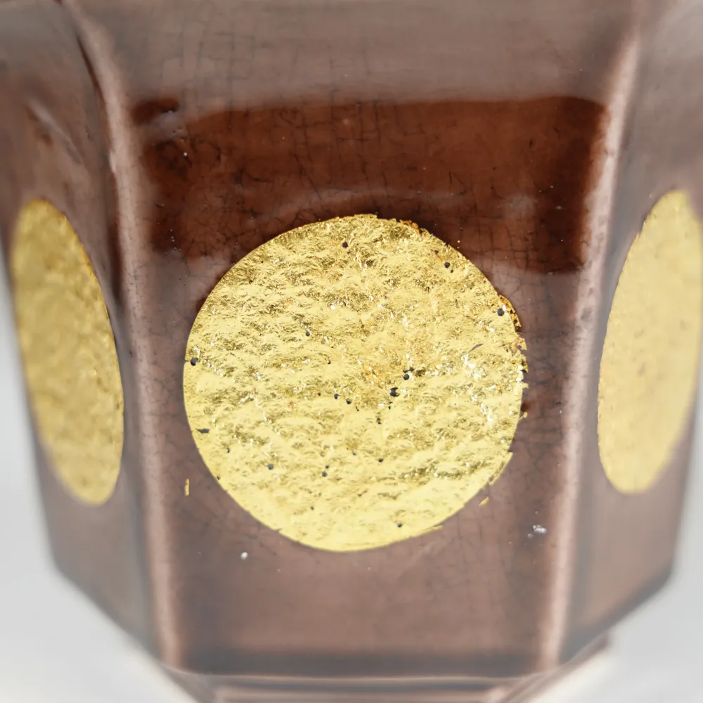 Pellet d'oro del parco viola