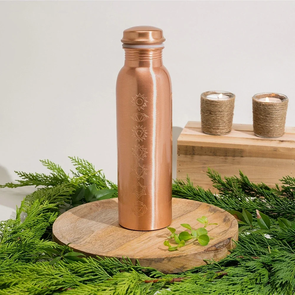 Bottiglia d’Acqua Rame Puro con 7 Chakra Ayurveda Specialist