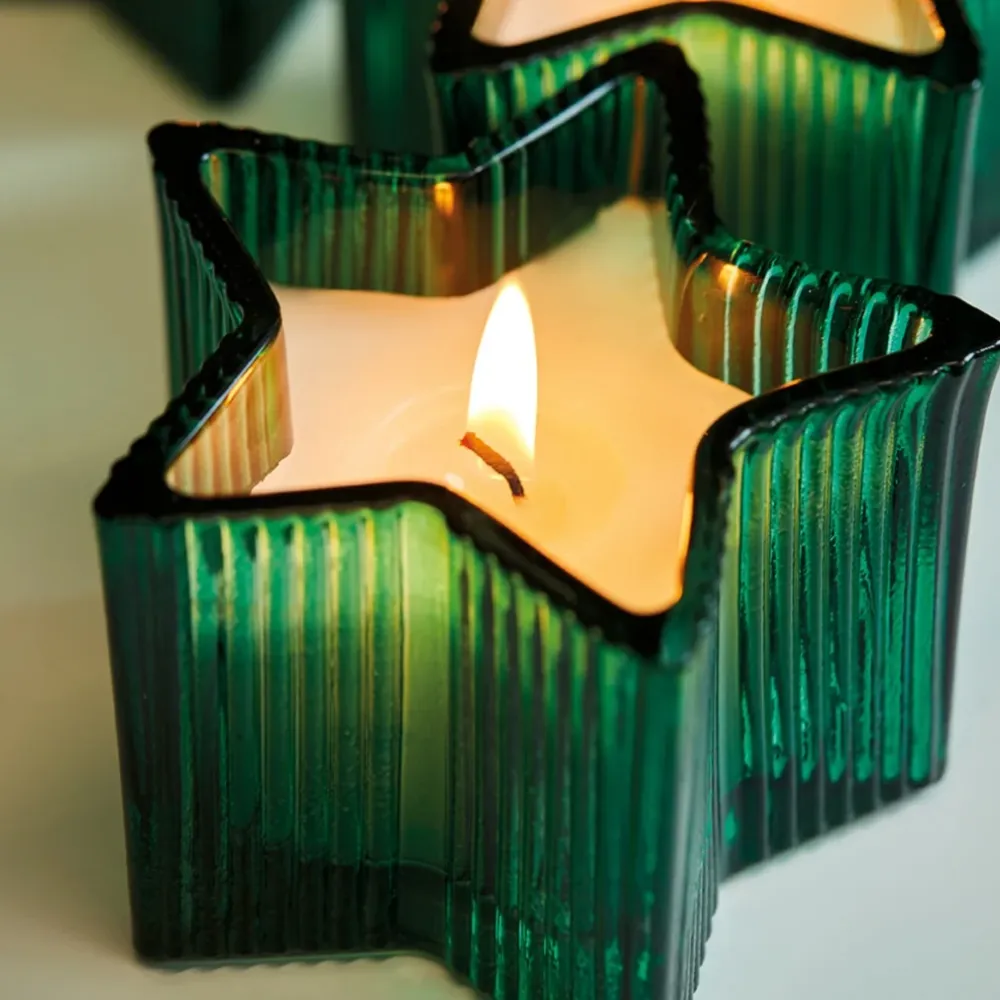 Set 2 Candele Forma di Stella Fragranza Cedro - Borgo Natale