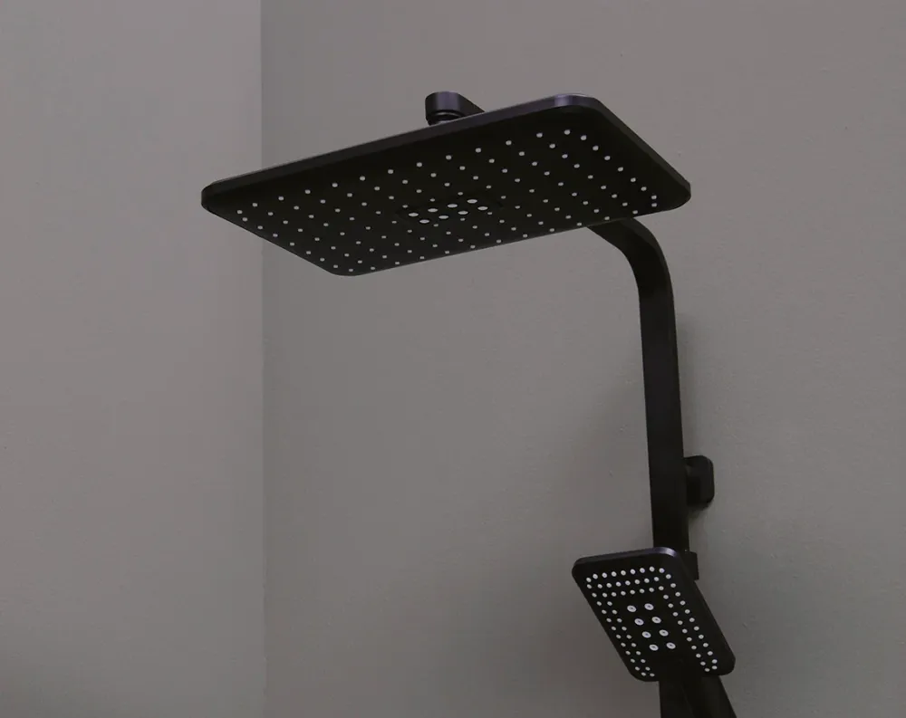 Tamanaco - Colonna doccia Set Rettangolare Black ottone finitura nero opaco con soffione rettangolare cm. 29x19