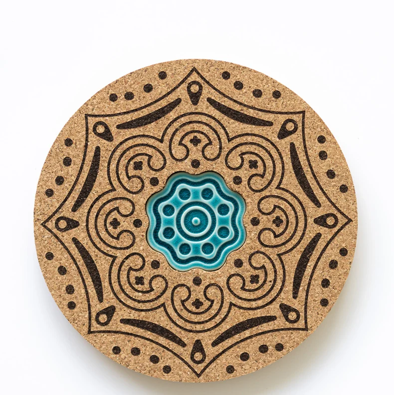 Cork and blue smaltato base