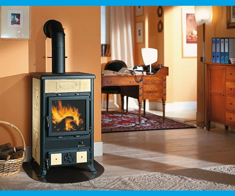 Stufa Legna Ghisa La Nordica Extraflame Mod. Rossella R1 8,8 Kw Pergamena