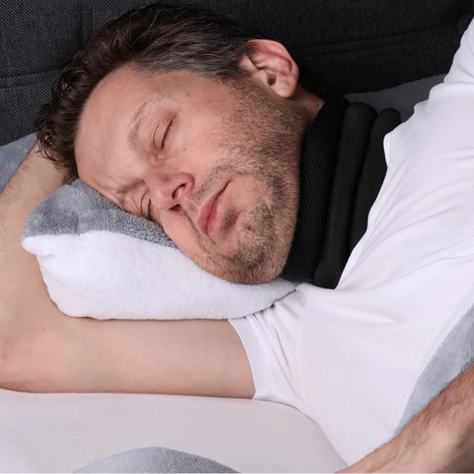 SNOREFREE – Supporto per il collo per un sonno tranquillo Cozey Maison
