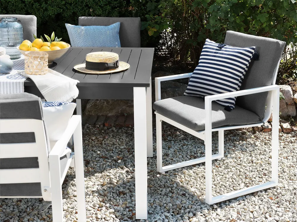 Premium Resina Sintetica Set di 4 sedie da giardino con cuscini PANCOLE Tessuto Grigio