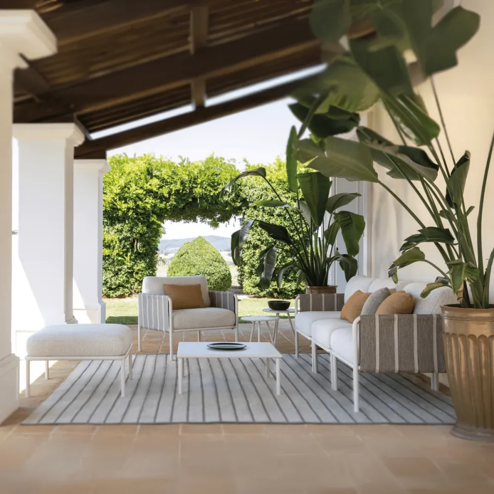 Sedia da Giardino Poltrona bassa lounge metallo "Hamptons" con cuscini cm 80x80 84h