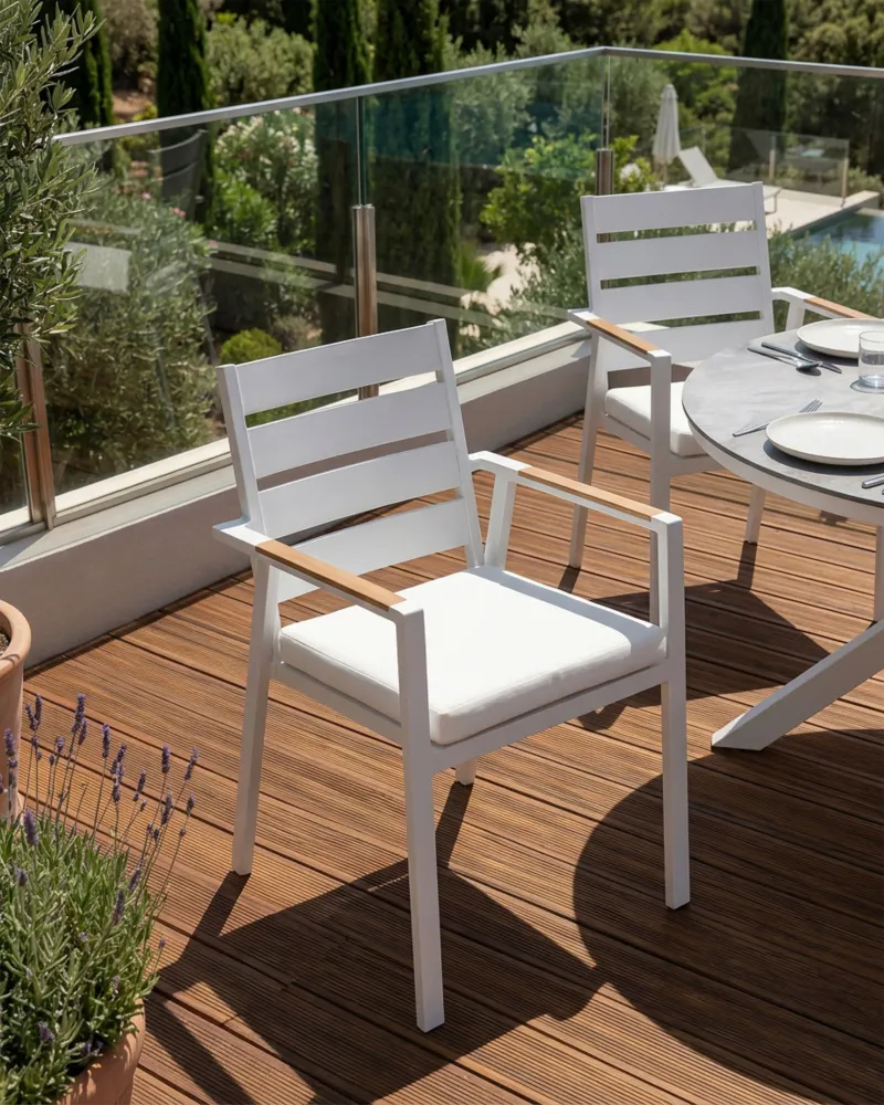 Sedia da Terrazzo Set di 4 sedie da giardino con cuscini TAVIANO Metallo Bianco
