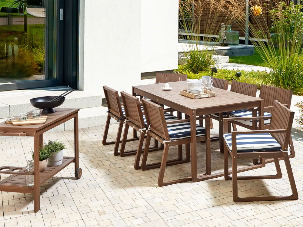 Set da giardino 8 posti legno di acacia ombroso con cuscini blu e bianco SASSARI