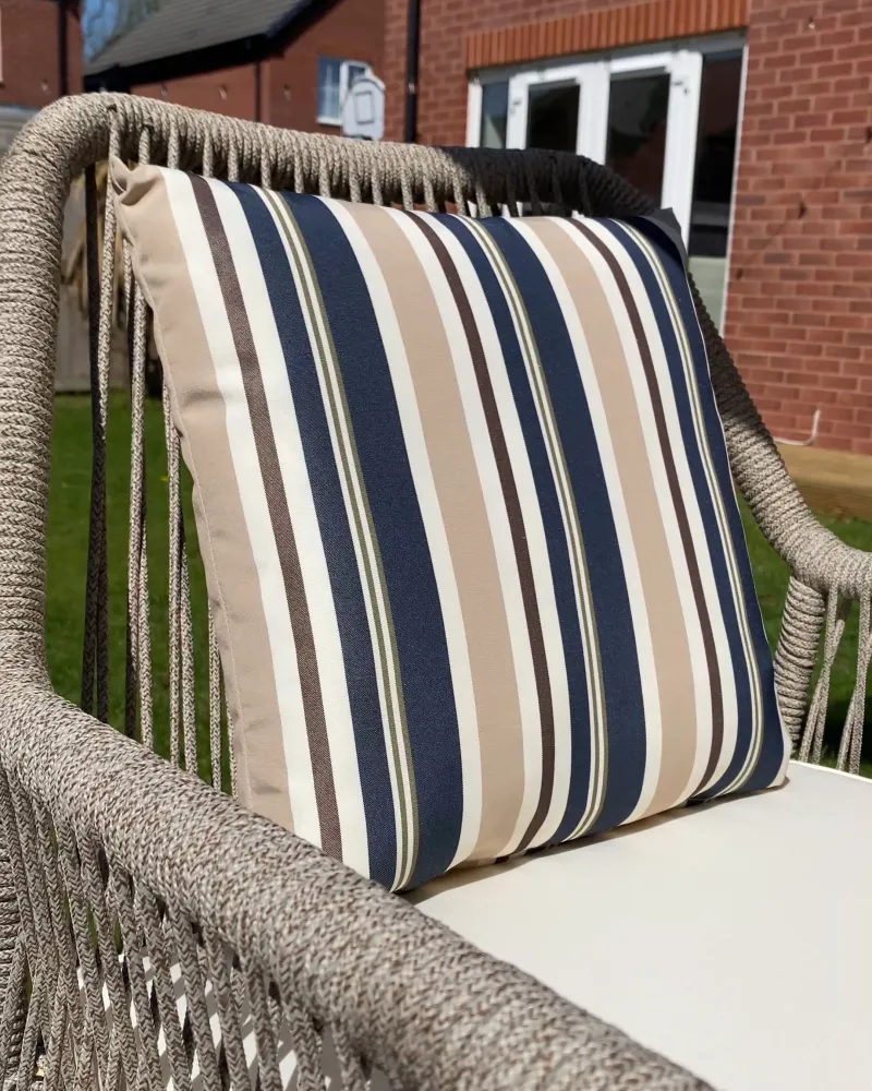 Set 2 Outdoor Cushions 40 x 40 cm Blue and Sabbia KASTOS