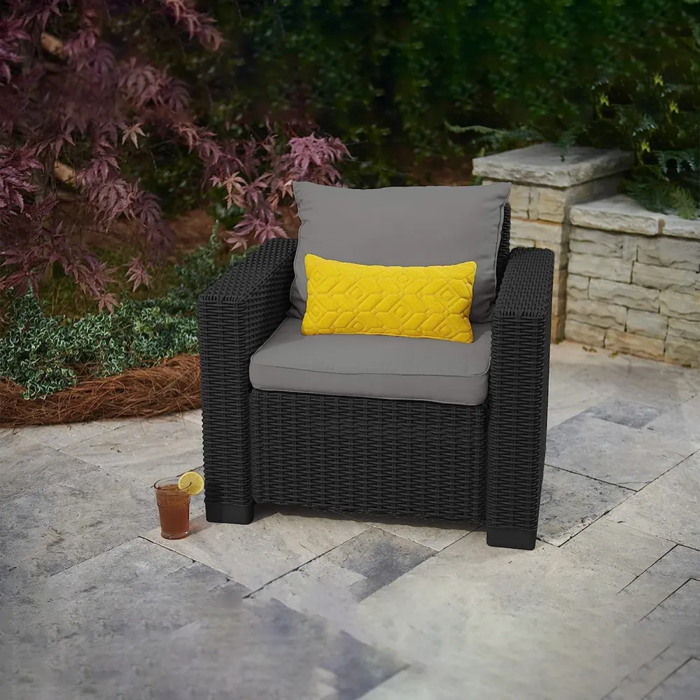 Set di 2 poltrone da giardino "California" resina effetto rattan con cuscini cm 83x68 72h con Rivestimento Tessuto