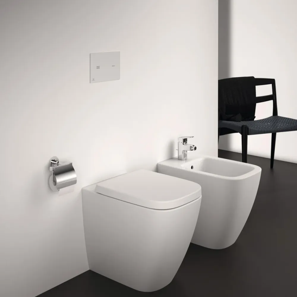 Bidet filo parete I life b T458201 fissaggi nascosti