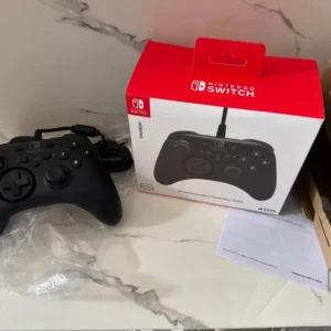 Controller Nintendo Switch Horipad nuovo con filo