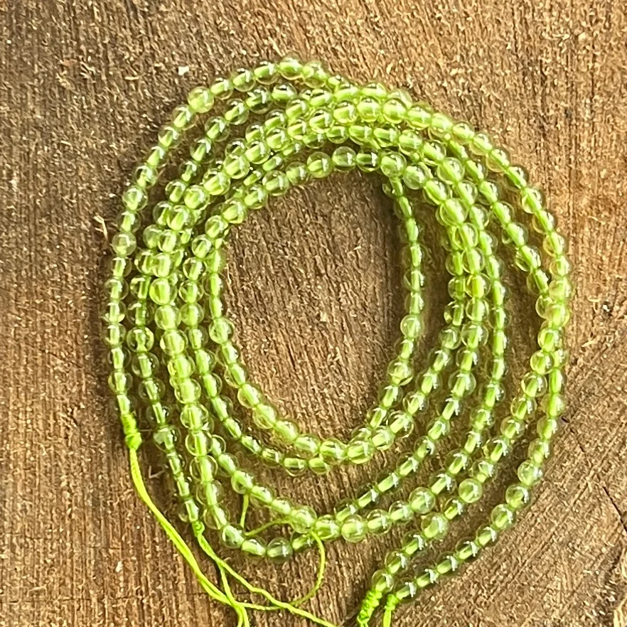 Filo di perle pietre semipreziose sfere OLIVINA, peridoto m2