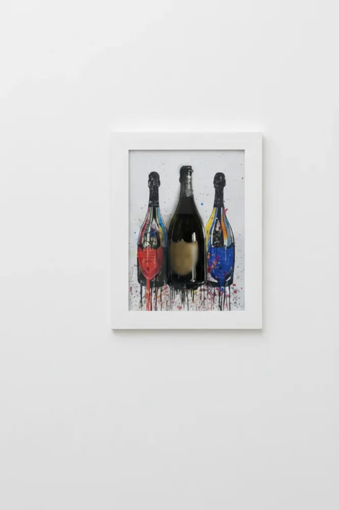 Quadro "Champagne on Wall" - Arredo Design Artigianale di Grande Impatto