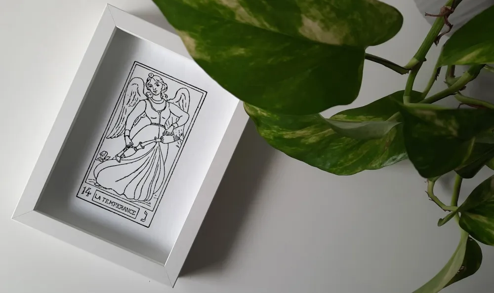 Quadro inciso su vetro – La Temperanza | Collezione I Tarocchi