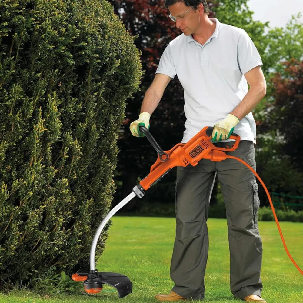 Tagliabordi filo 800W taglio 33 cm Black+Decker GL9033-QS