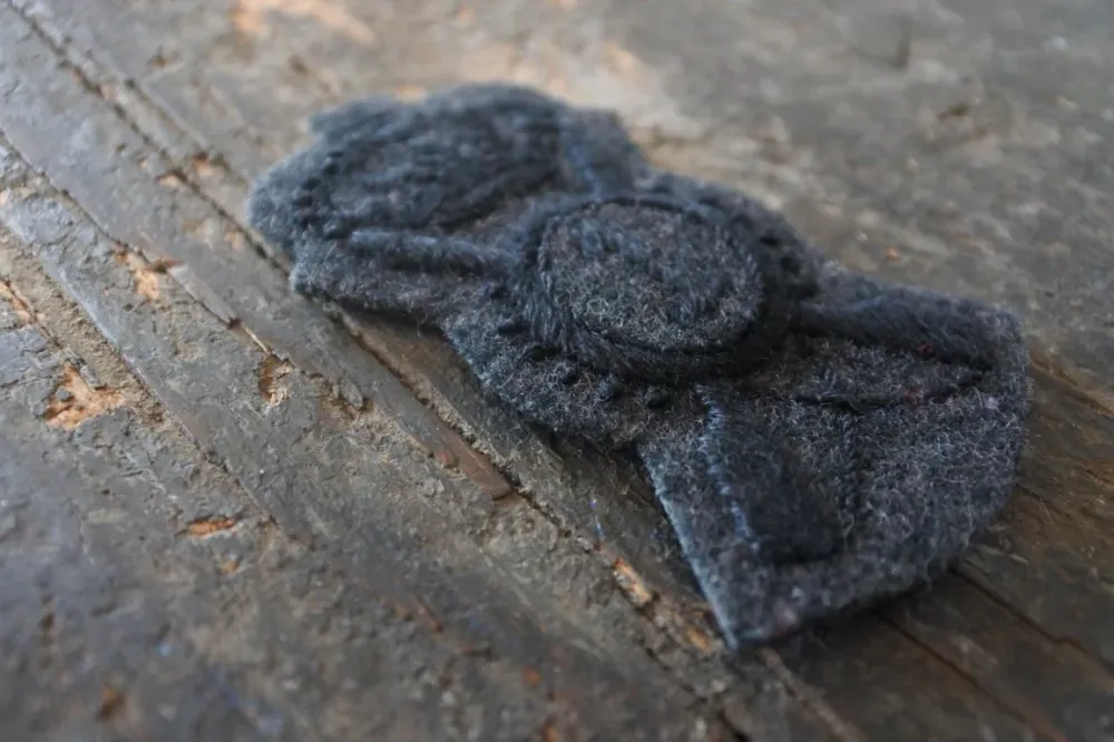 WW2 RIPRODUZIONE FREGIO BUSTINA FANTERIA 1° REGGIMENTO FILO NERO