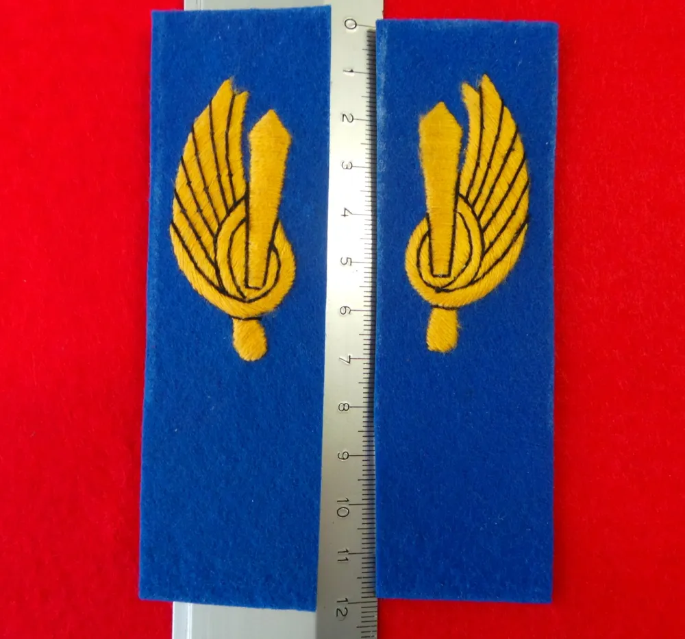 WW2 Riproduzione Mostrine Reparto Paracadutista ricamo Filo Giallo
