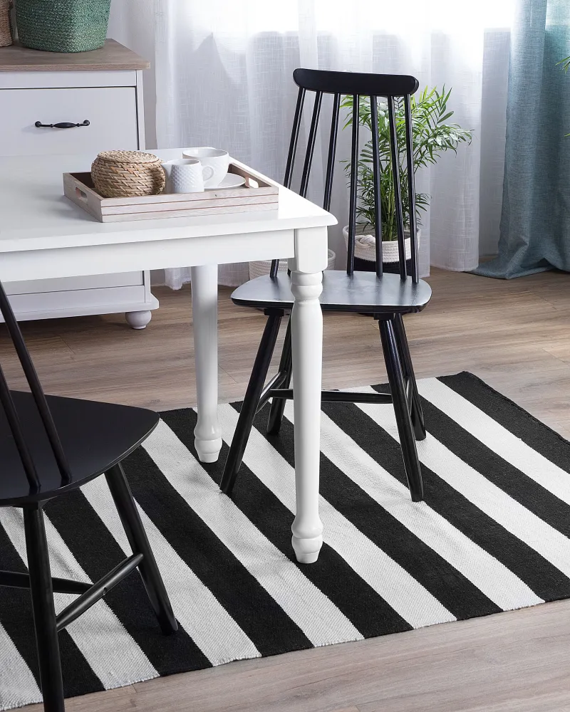 Tappeto da esterno bianco-nero 160 x 230 cm TAVAS