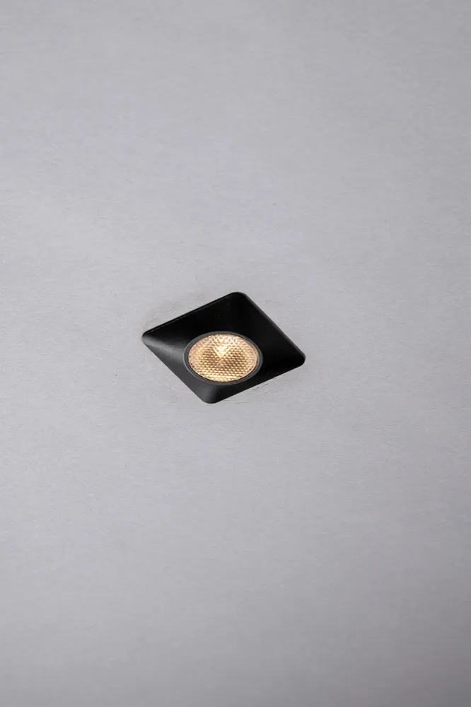 Mini Faretto Incasso LED ASSO quadrato alluminio NERO 1,2 W100LM 3000K DC24V 3.2x3,2 cm. NC-ASSO-Q30C-NER