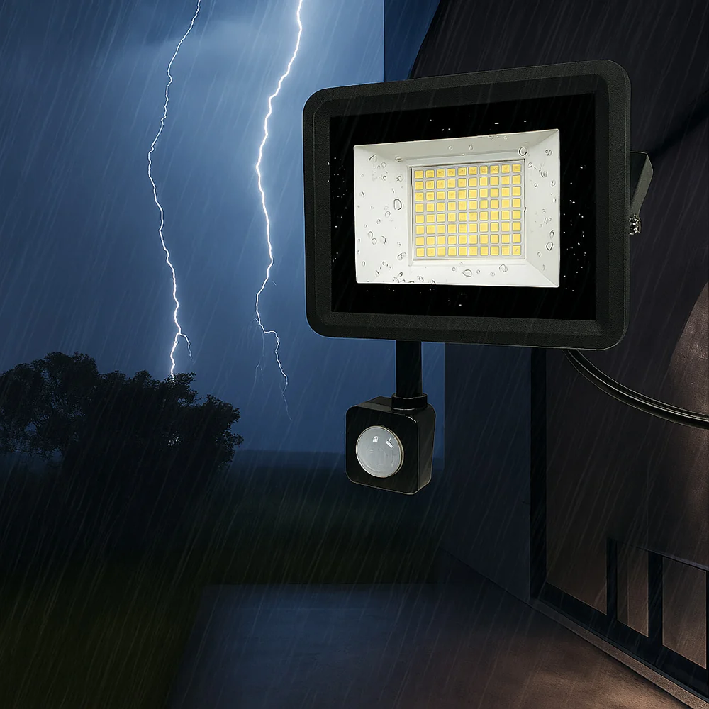 Faro 144 led 200 watt con sensore di passaggio luce bianca 6500k IP67