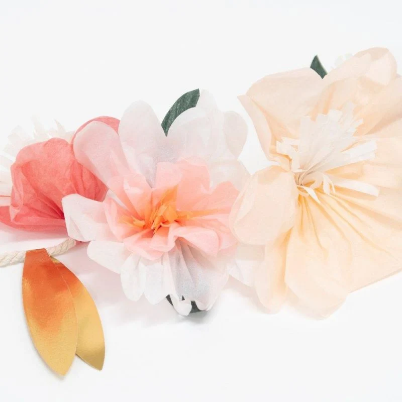 Ghirlanda di fiori di rosa