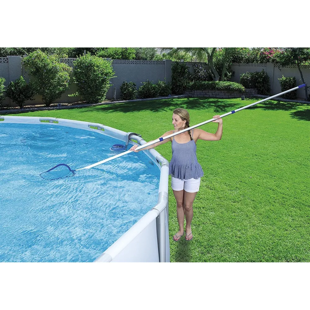 Kit completo di mantenimento "de luxe" per piscine con Aspirafango, Retino, Skimmer, asta Telescopica