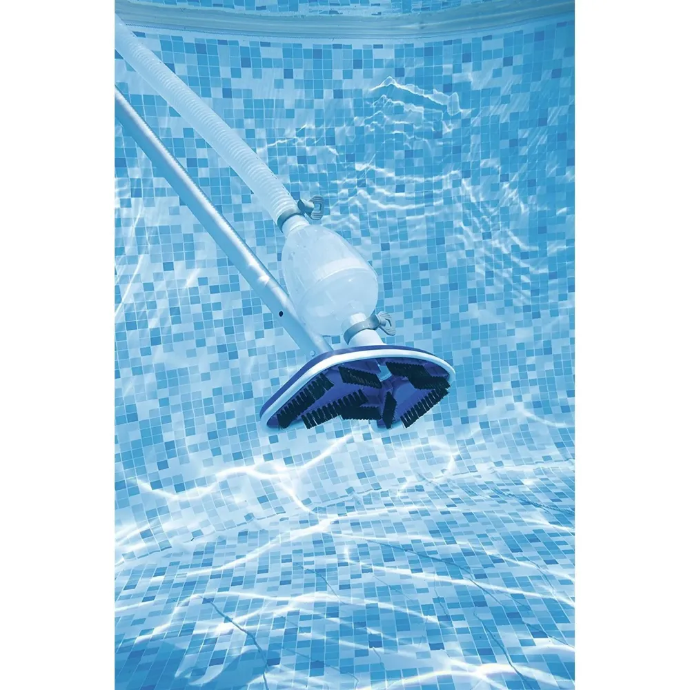 Kit completo di mantenimento "de luxe" per piscine con Aspirafango, Retino, Skimmer, asta Telescopica