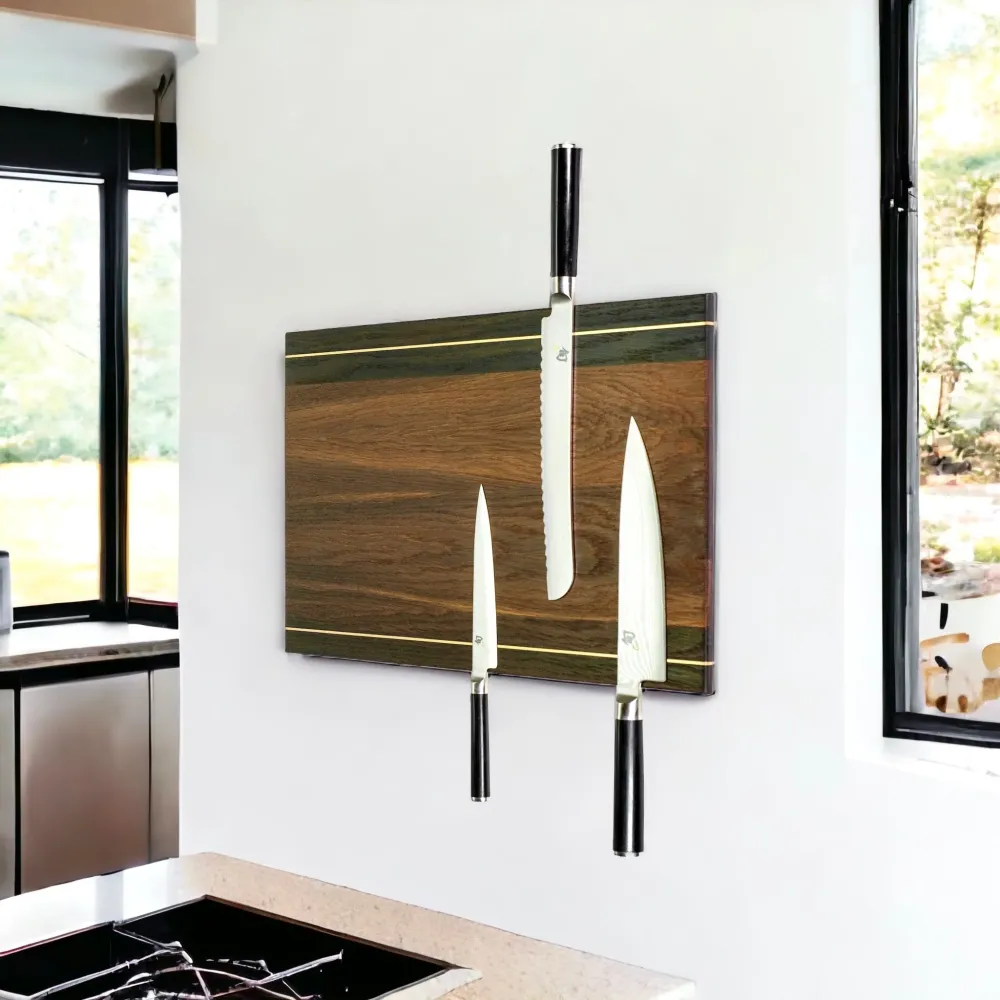 Infinity - calamita lama larga disponibile larghezze da 10 28 cm e lunghezze da 40 80 cm. Montaggio verticale o orizzontal...