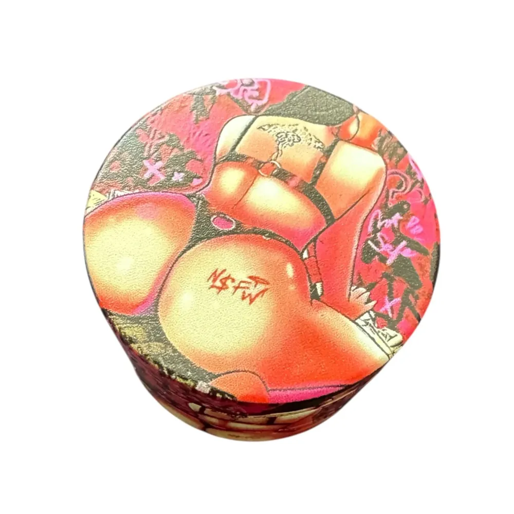 🔞 Grinder Edizione Ragazza Hot NSFW – 4 pezzi, 40 mm, sfacciato & efficace