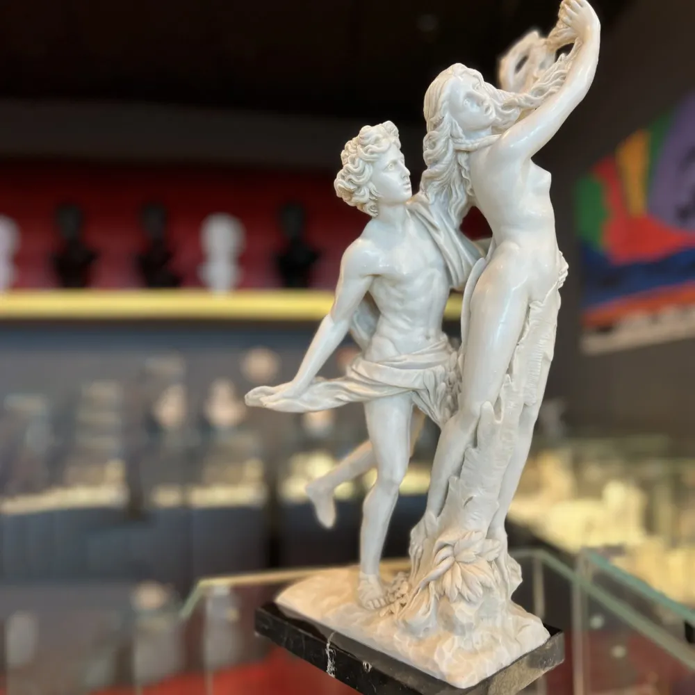 Apollo e Dafne marmo