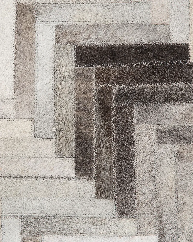 Tappeto pelle color grigio / nocciola 160 x 230 cm pelo corto ARSUZ Facile da Imparare