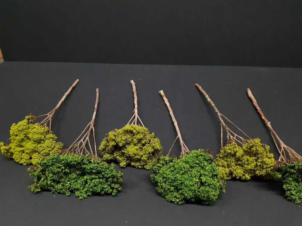 Alberi naturali da modellismo BLATTWERK per piste 1/32 > 1/24 di RAS