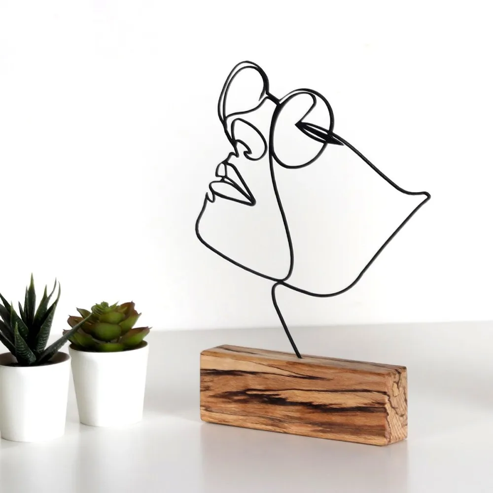 Oggetto decorativo da mettere Approbatio viso donna con occhiali 31cm Metallo Nero Base Legno