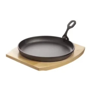 Padella ghisa 22 cm su tavola di legno con manico removibile