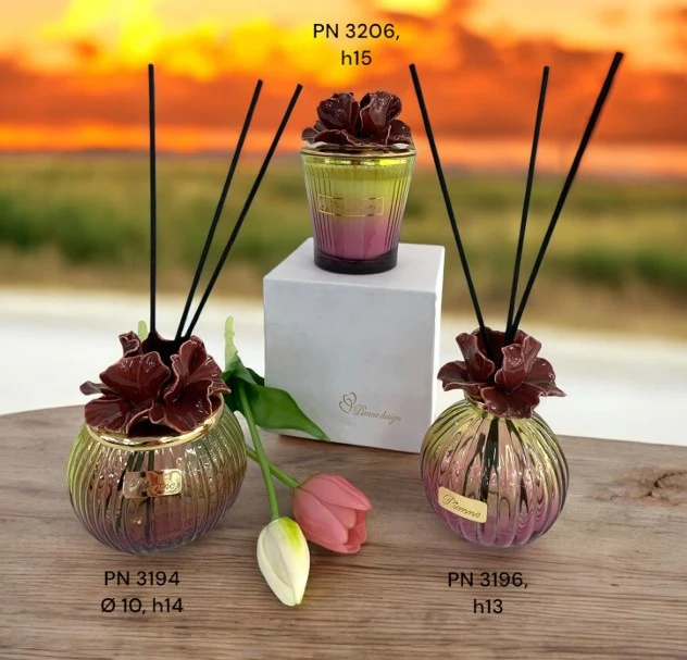 Premium da Giardino Pienne - Candela bicchiere con fiore mirto