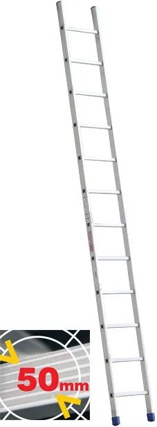 scala singola con gradino largo 15 gradini - h. 4,40 mt