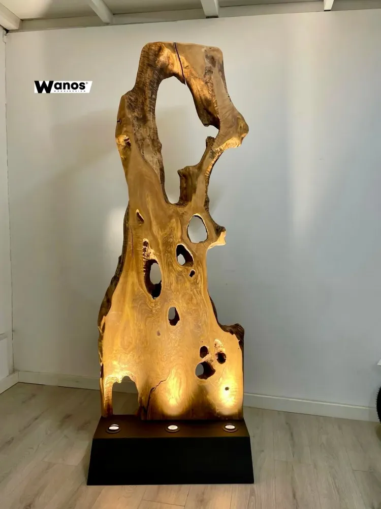 Piantana di design realizzata sezione legno massello di ulivo secolare con base acciao