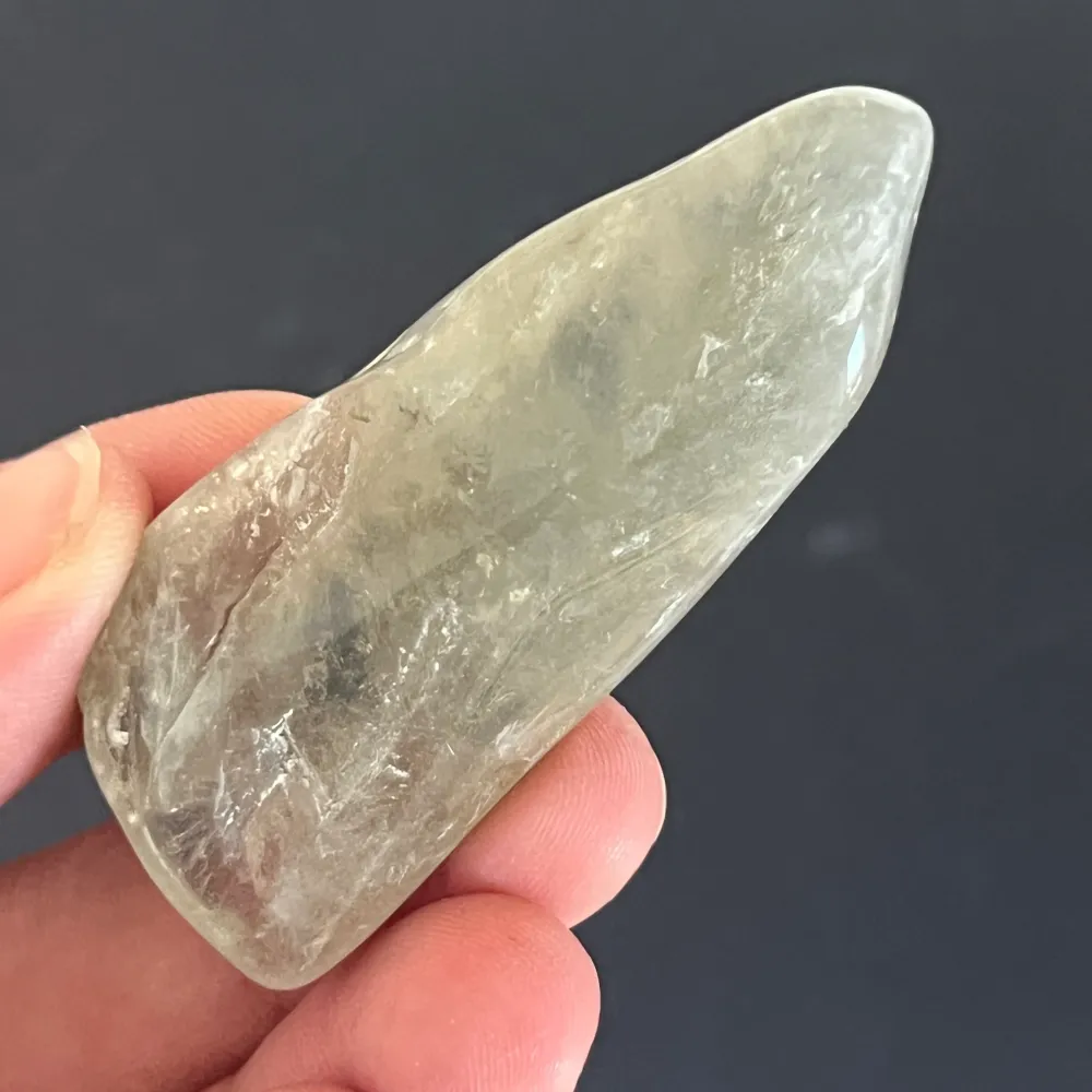 Ametista verde (prasiolite) levigata - unica | Modello 5