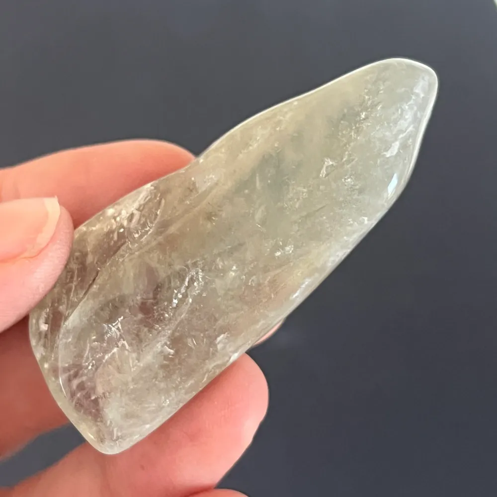 Ametista verde (prasiolite) levigata - unica | Modello 5
