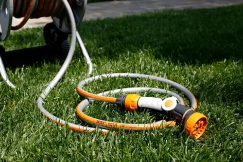GF GARDEN Lancia ergonomica portata variabile, 8 Jet Diversi | Pistola per Irrigazione con aggangio rapido | MADE ITALY