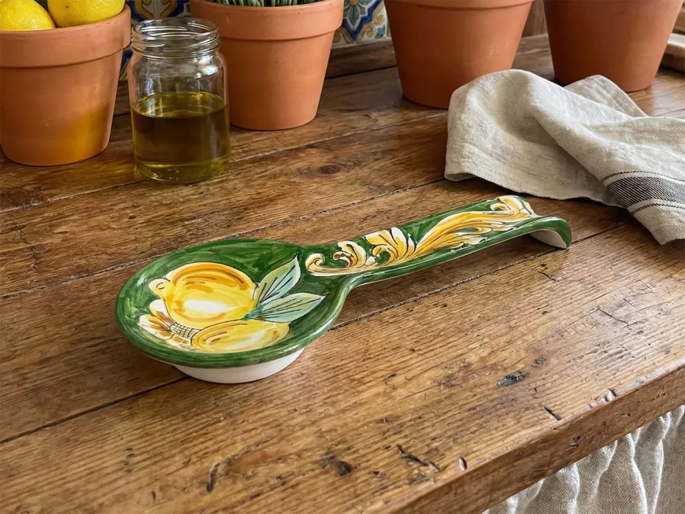 Poggiamestolo Ceramica Siciliana di Caltagirone Decorato Mano Artigianalmente Limoni Verde