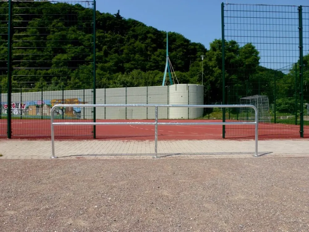 City Fence - Frankfurt (sistema modulare di montanti e corrimano)