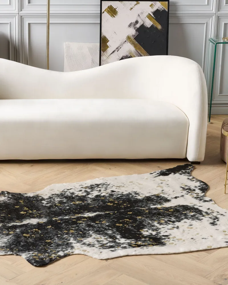 Tappeto ecopelle mucca nero macchie bianche 130 x 170 cm BOGONG