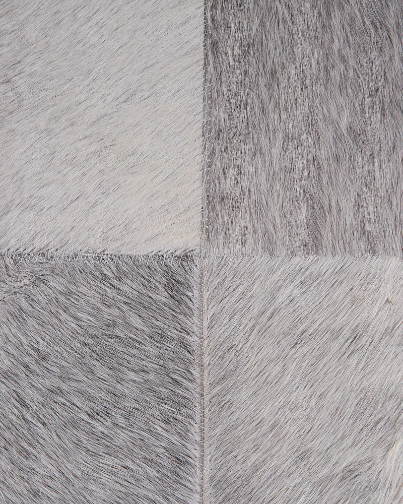 Tappeto pelle grigia 140 x 200 cm ALACAM