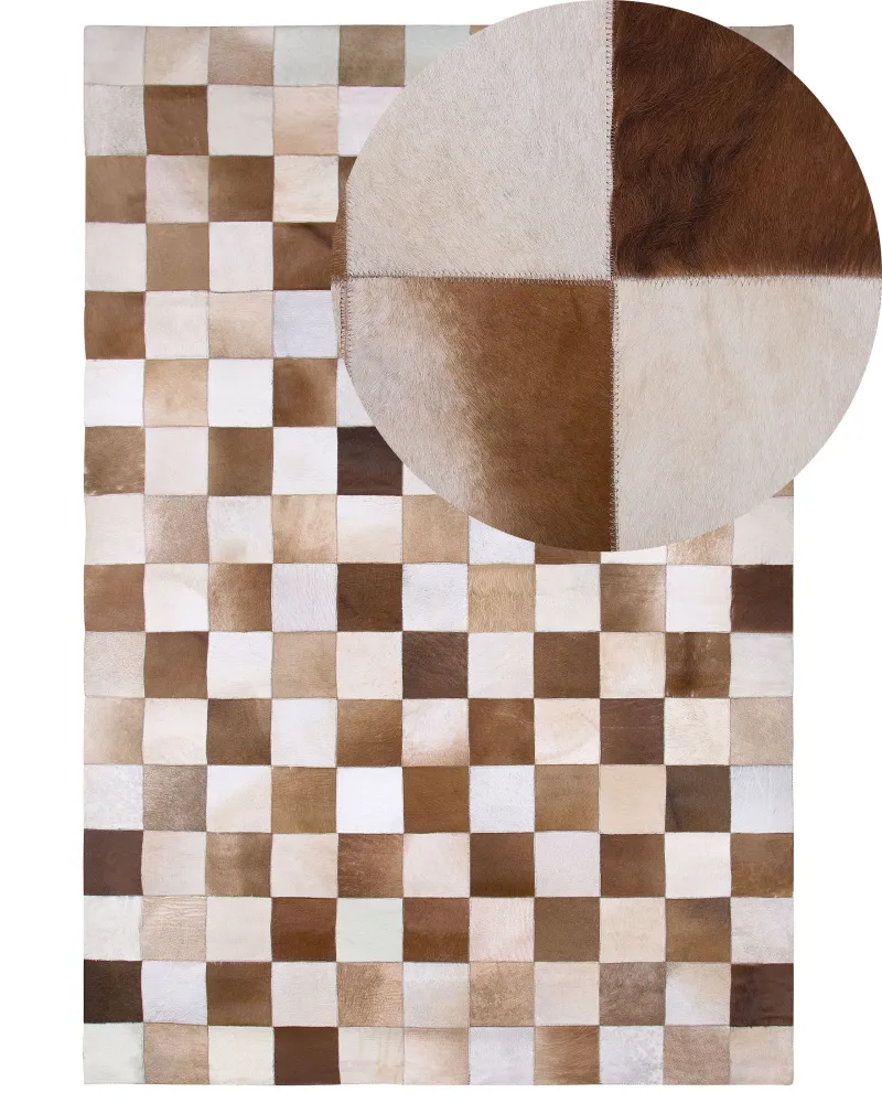 Tappeto pelle marrone/beige 140 x 200 cm SOLMAZ