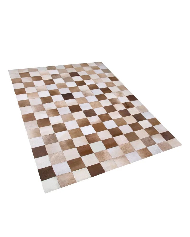 Tappeto pelle marrone/beige 140 x 200 cm SOLMAZ
