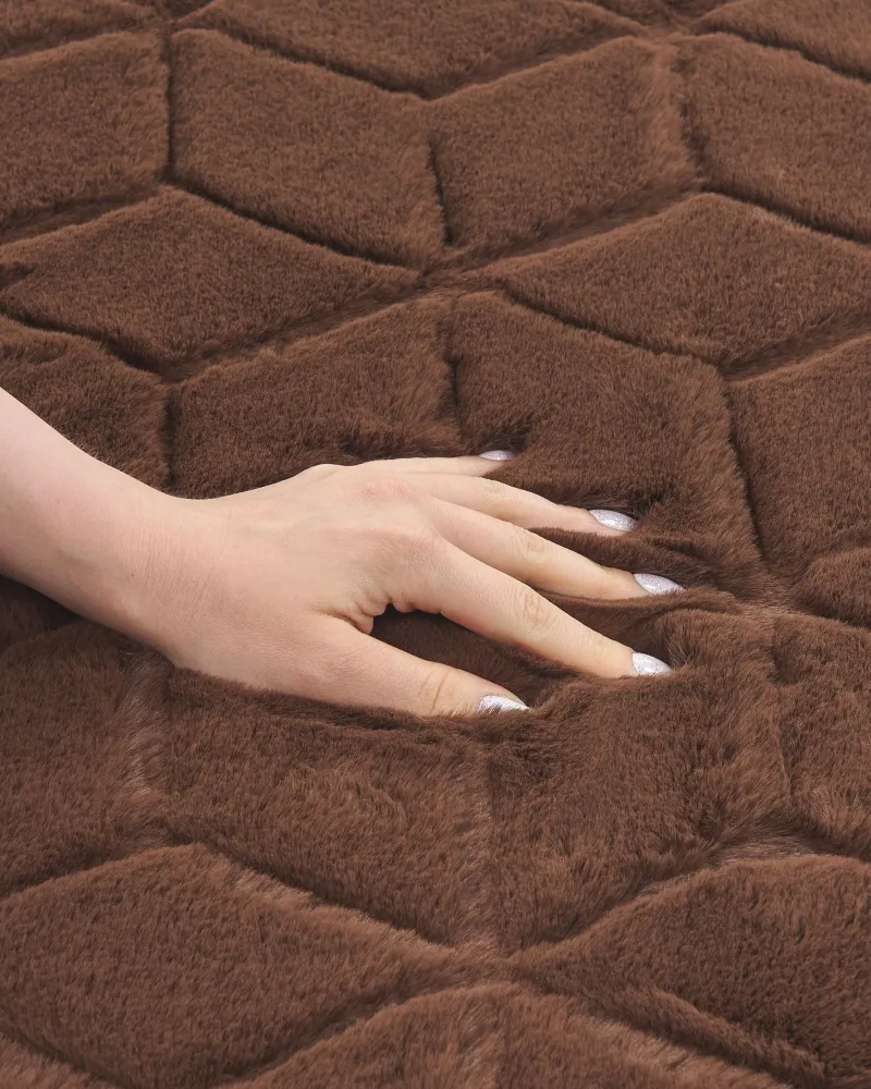 Tappeto pelle sintetica marrone 160 x 230 cm THATTA
