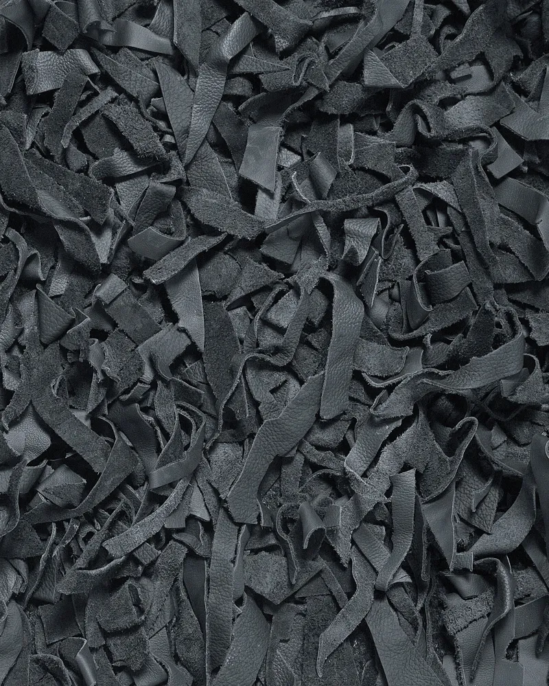 Tappeto shaggy pelle nera 140 x 200 cm MUT